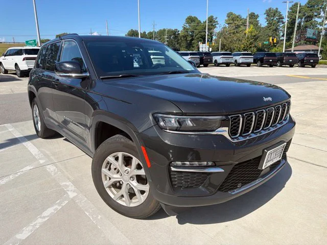 Used 2023 Brown Jeep Limited image 1