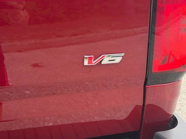 Used 2021 Cherry Red Tintcoat Chevrolet 4WD Z71 image 43