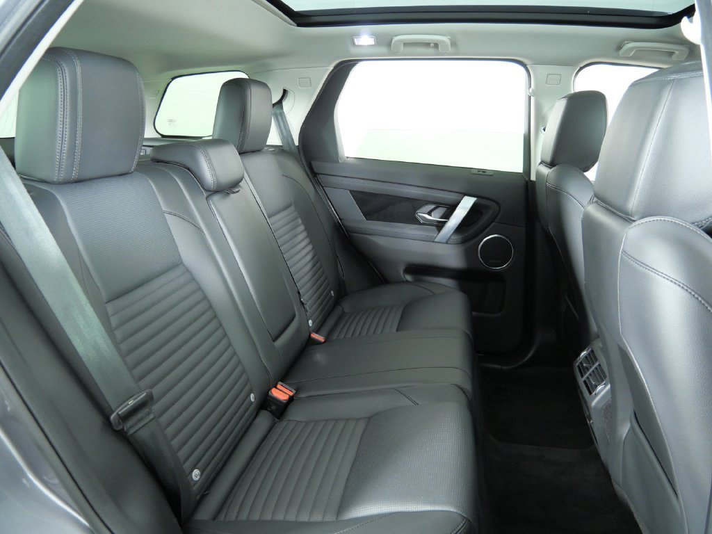 Used 2024 Gray Land Rover S image 27