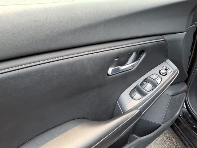 Used 2022 Black Nissan SV image 10