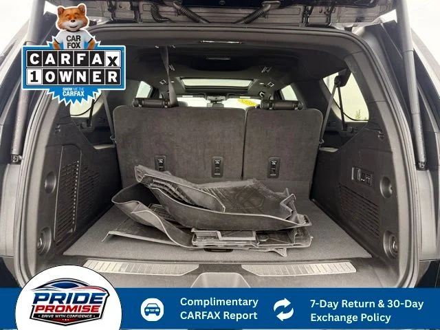 Used 2023 Black Chevrolet Z71 image 15