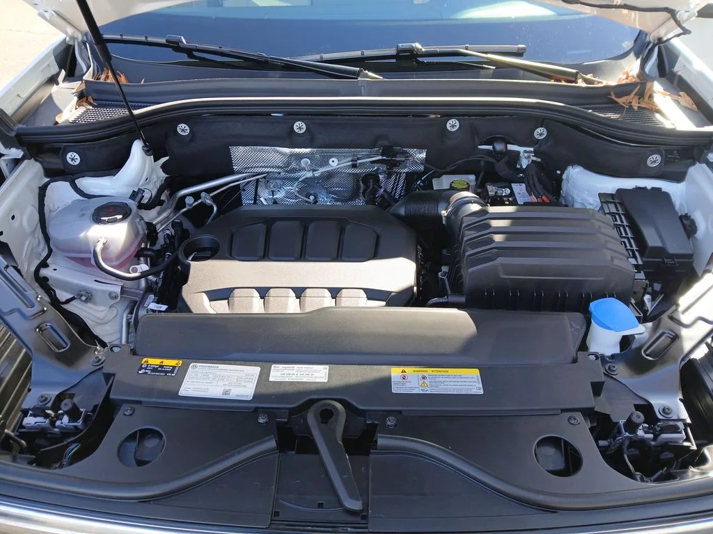 New 2026 White Volkswagen 2.0T SE w/Technology image 20