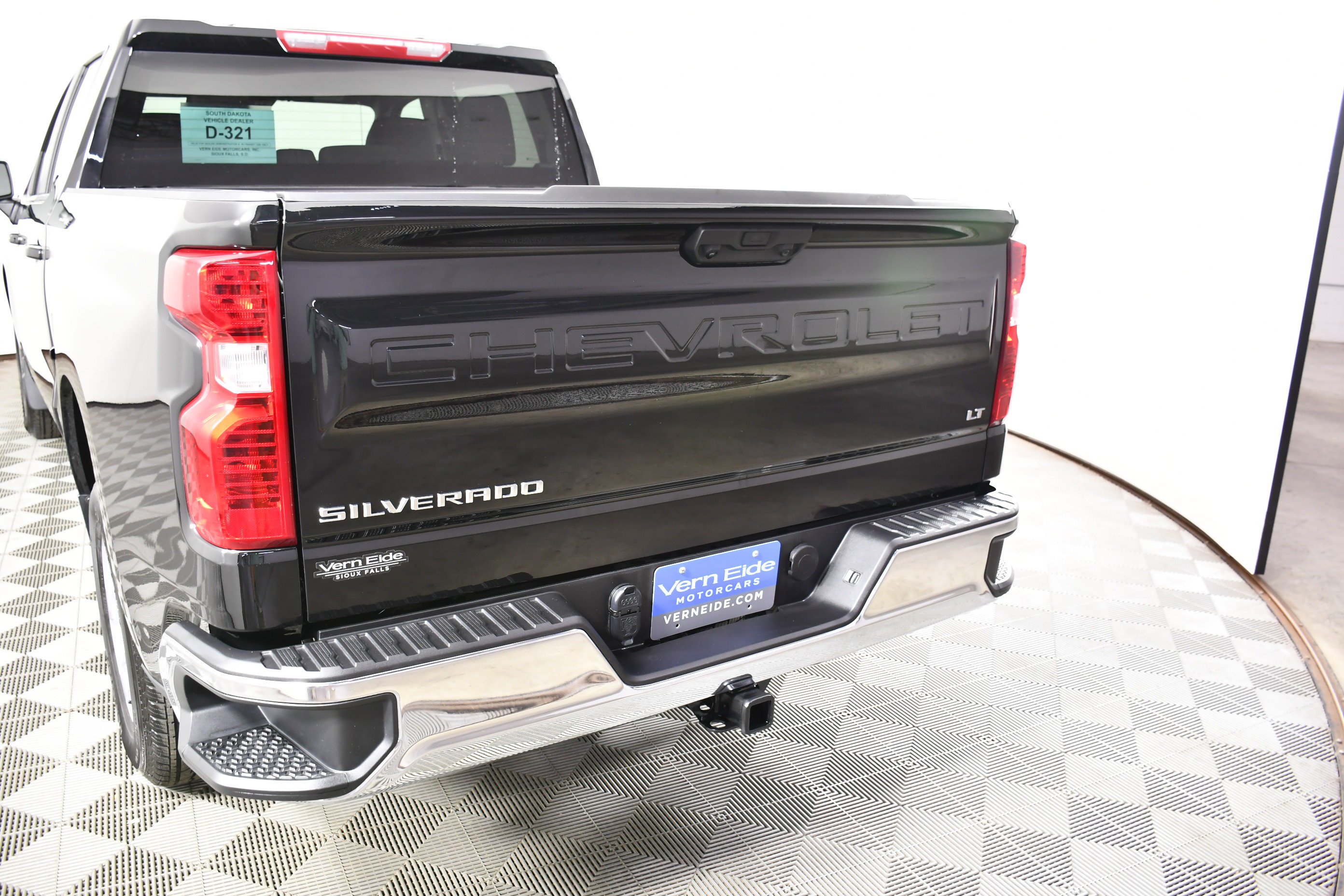 Used 2026 Black Chevrolet LT image 15