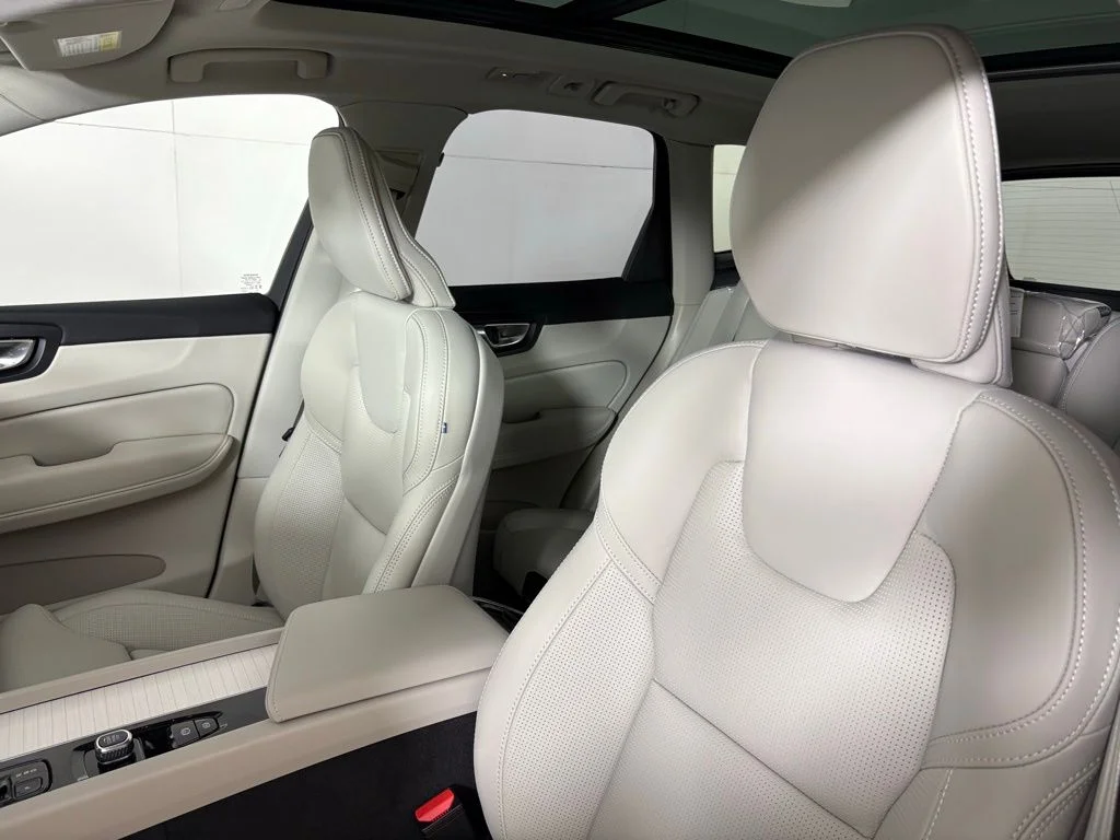 New 2026 Denim Blue Metallic Volvo Ultra image 19