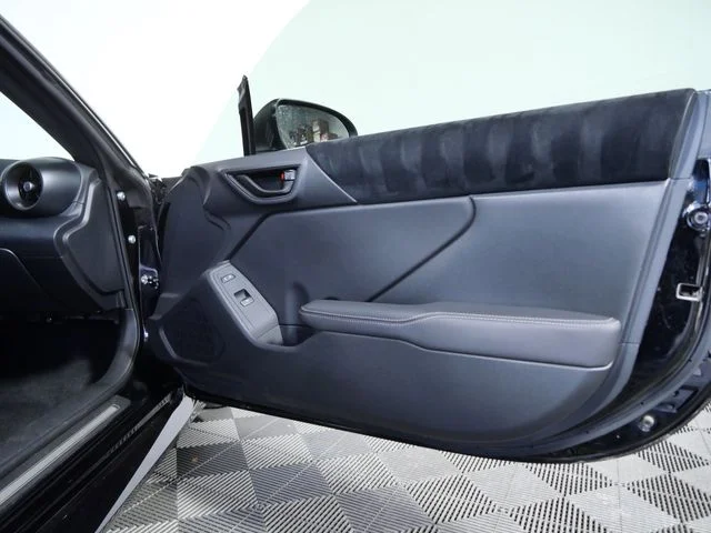 Certified Used 2024  Toyota Premium image 9