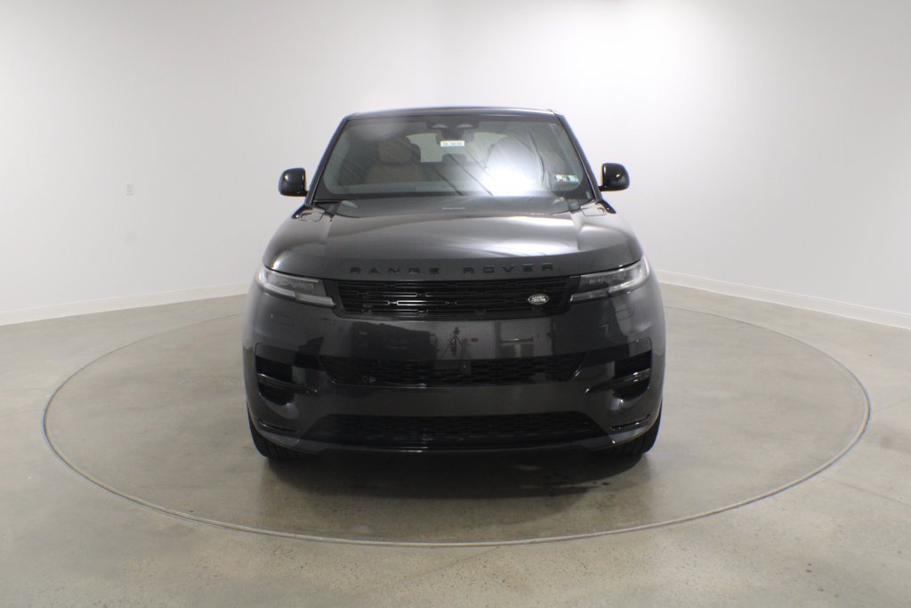 New 2027 Carpathian Grey Land Rover Dynamic SE image 2