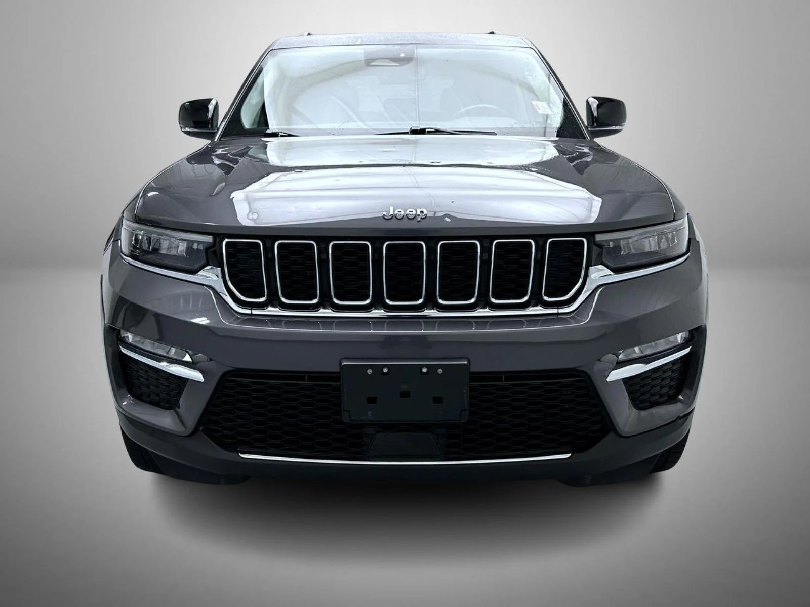 Used 2022 Gray Jeep Limited image 2