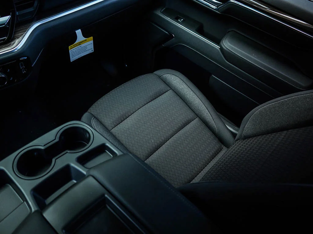 New 2026 Summit White Chevrolet LT image 23