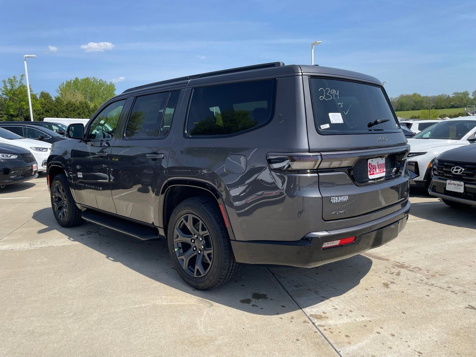 New 2026 Baltic Gray Metallic Clearcoat Jeep Limited Altitude image 2