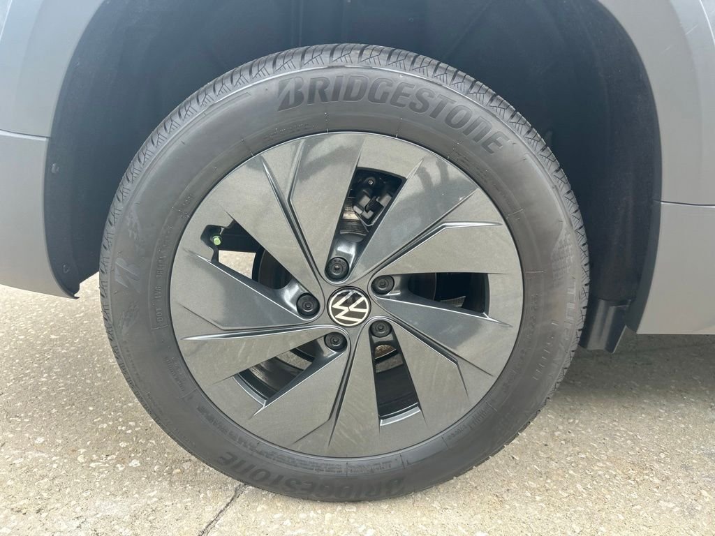 New 2026 Gray Volkswagen 1.5T S image 25