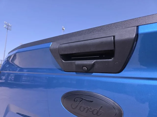 Used 2020 Blue Ford XLT image 26