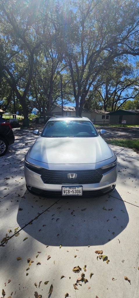 Certified Used 2024 Solar Silver Metallic Honda EX image 14