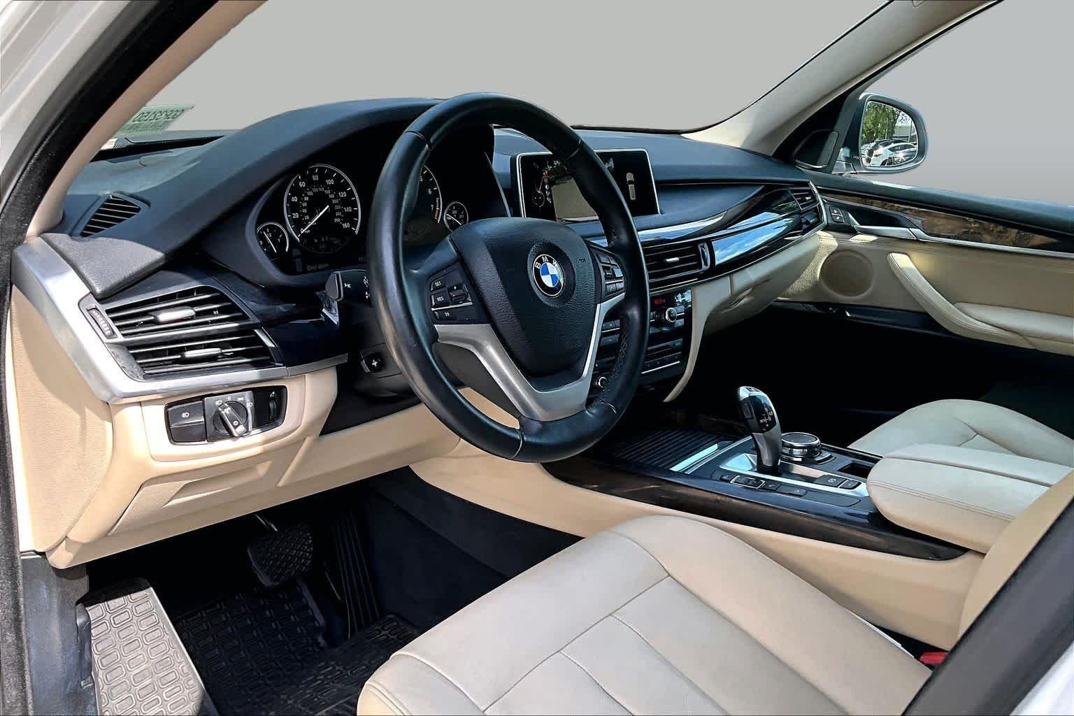 Used 2016 Alpine White BMW xDrive35i image 18