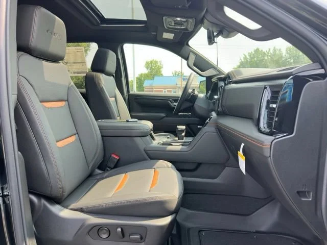 New 2026 Onyx Black GMC AT4 image 7