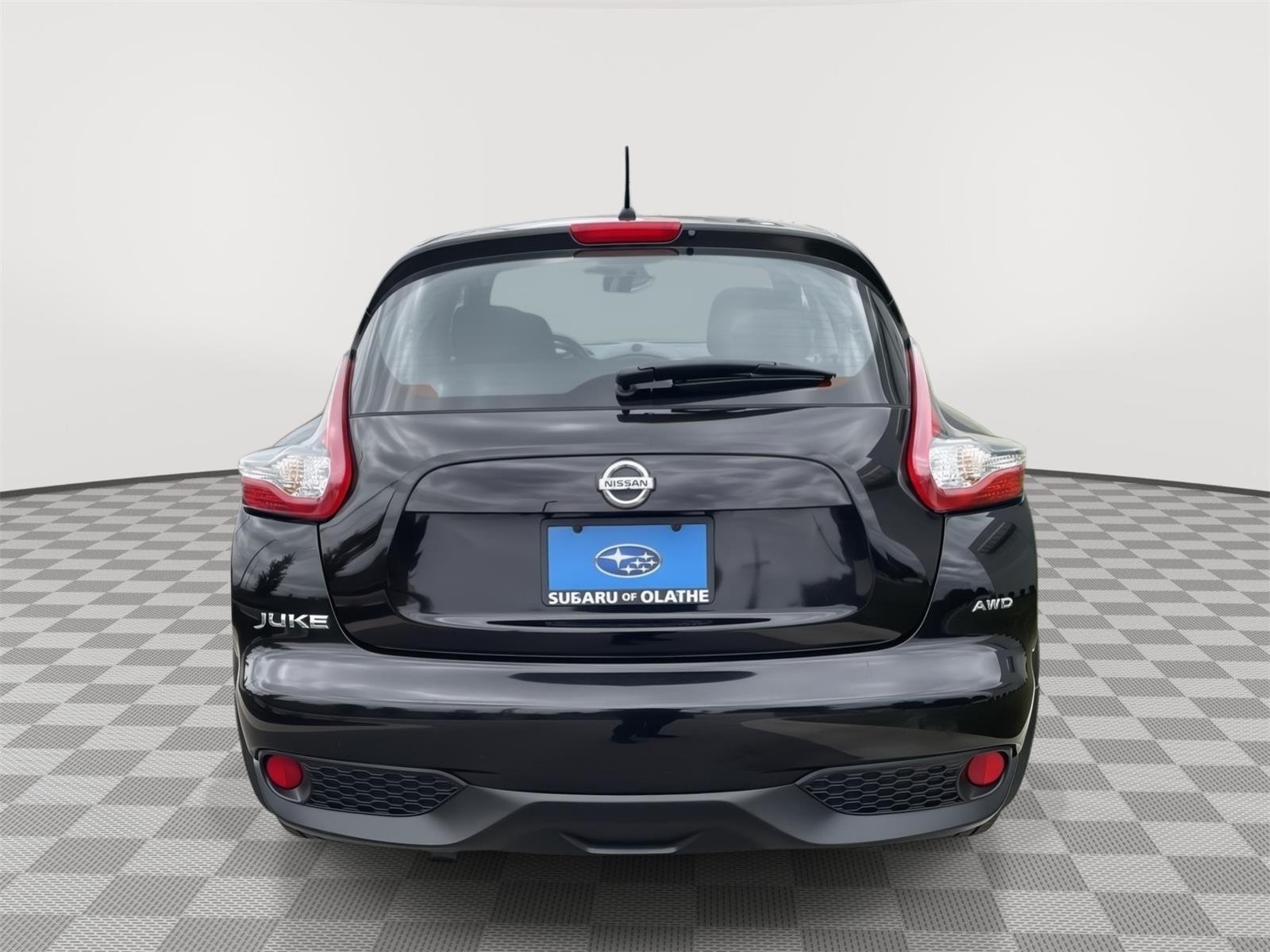Used 2015 Bordeaux Black Nissan S image 7