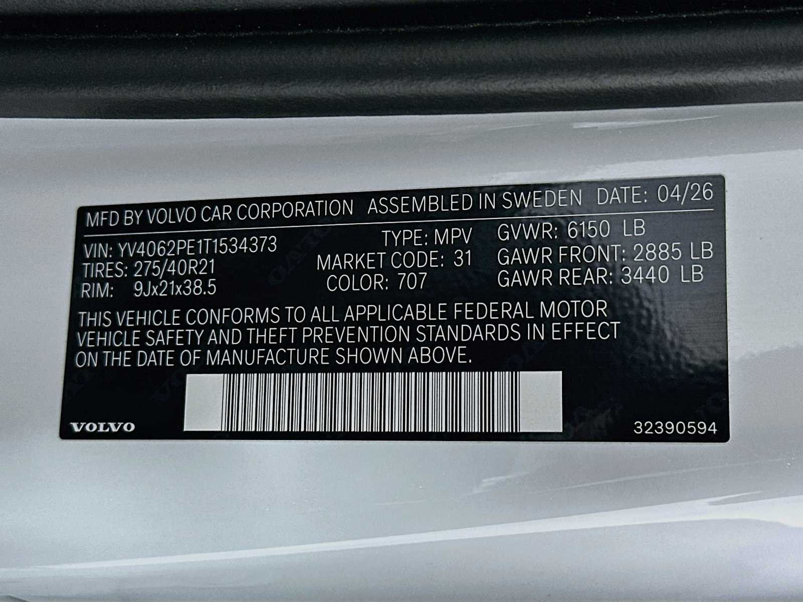 New 2026 Crystal White Volvo Plus image 31