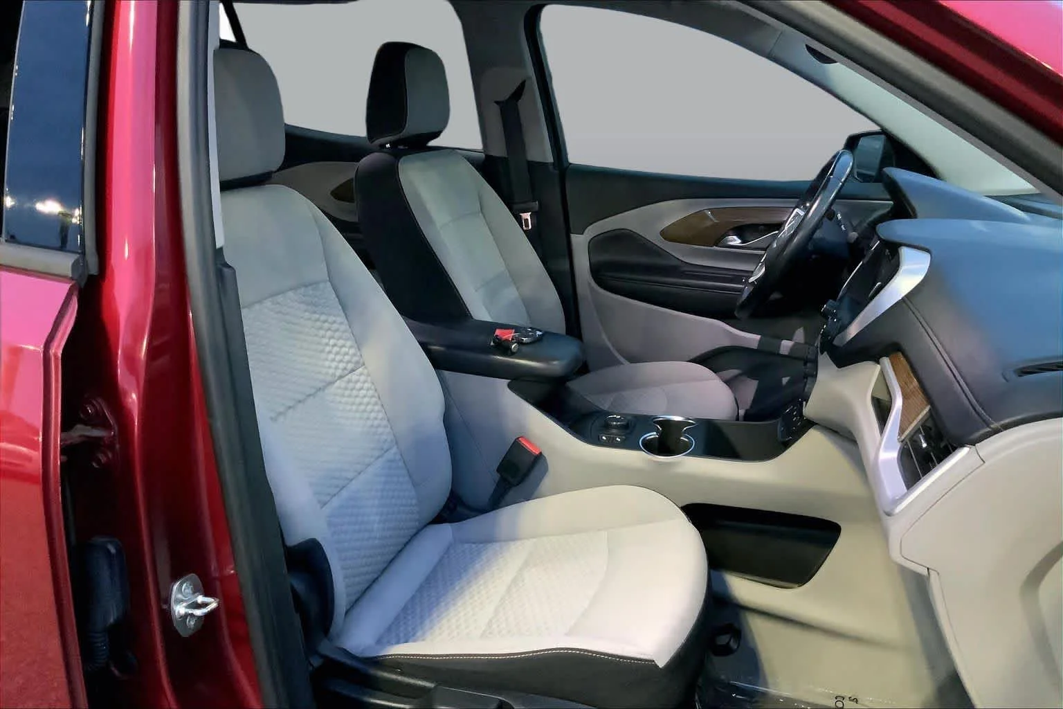 Used 2019 Red Quartz Tintcoat GMC SLE image 9