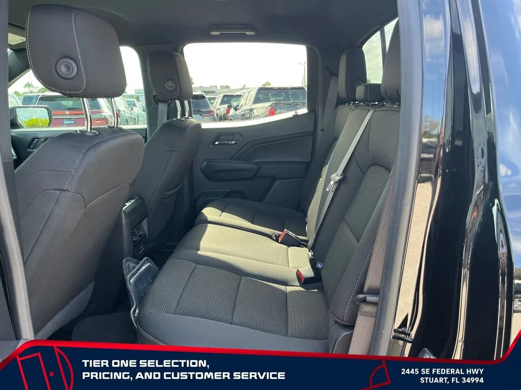 Certified Used 2025 Onyx Black GMC Elevation image 11