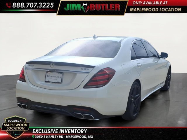 Used 2019 White Mercedes-Benz 4MATIC® image 4