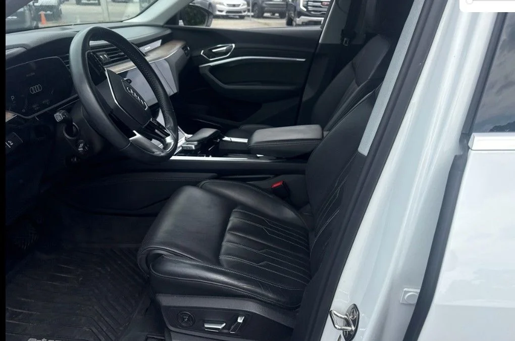 Used 2019 White Audi Prestige image 7