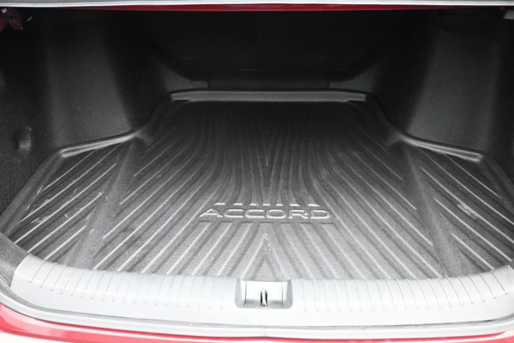 Used 2024  Honda LX image 14