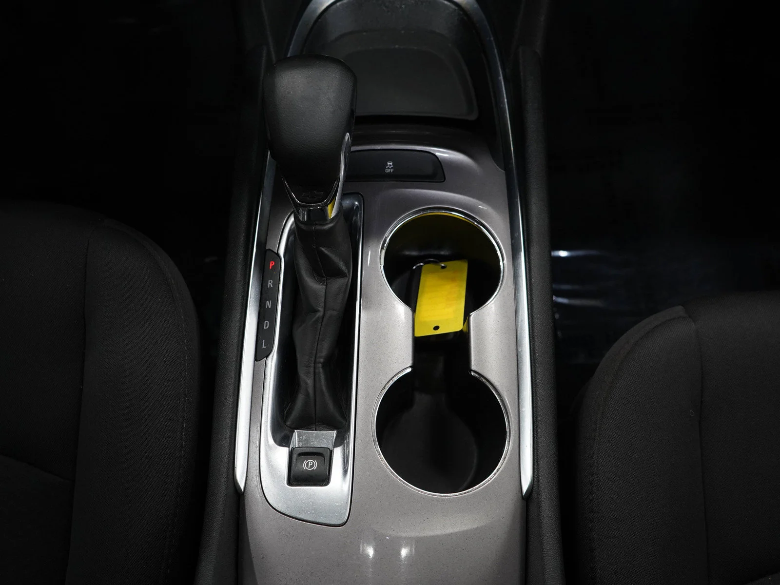 Used 2022 Summit White Chevrolet LT image 16
