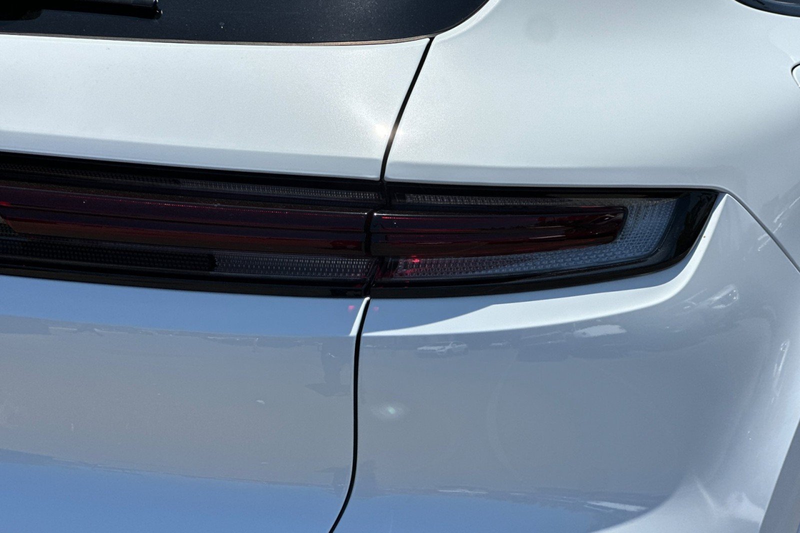 New 2026 Carrara White Metallic Porsche  image 28