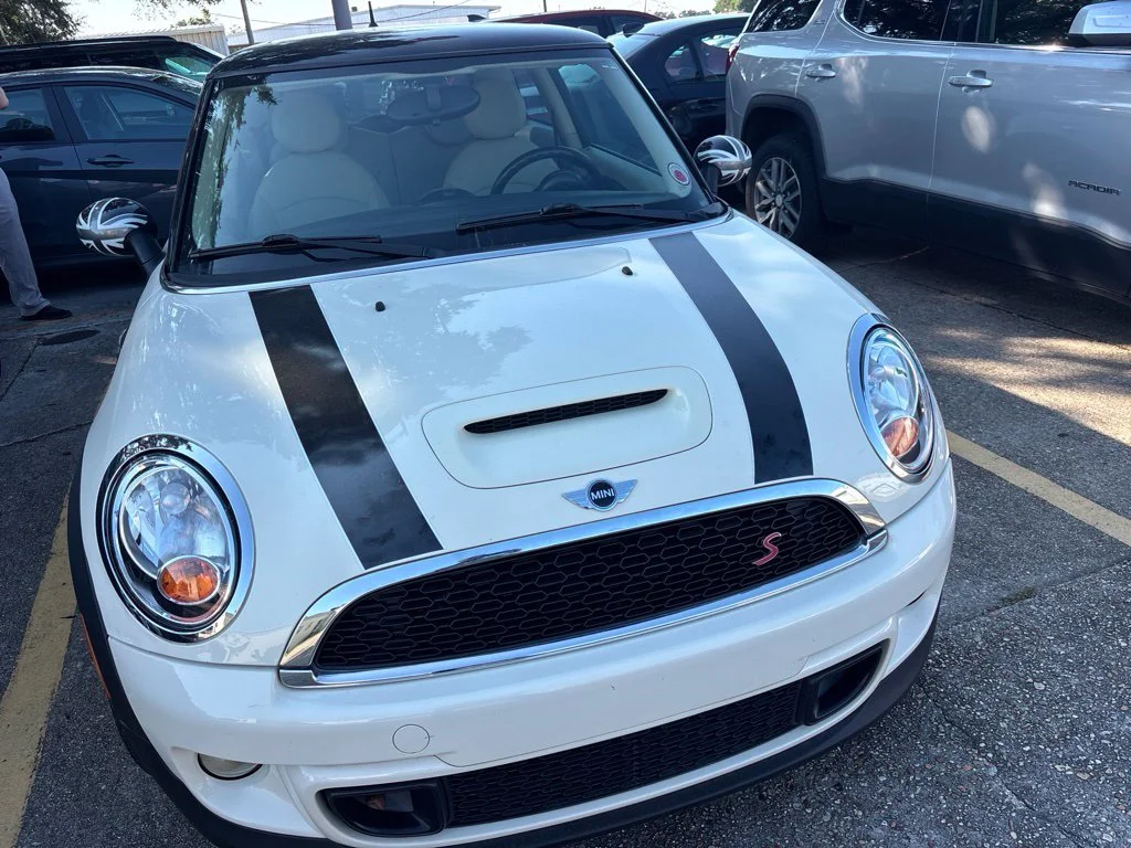 Used 2012 White MINI Base image 5