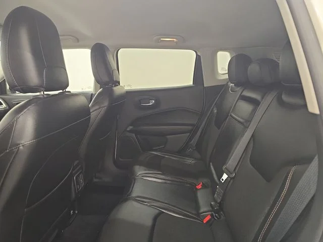 Used 2018 White Clearcoat Jeep Latitude image 16
