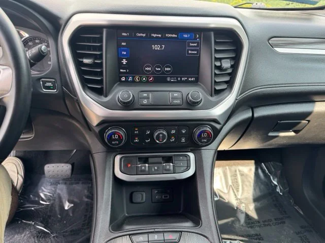 Used 2023 Black GMC SLT image 27