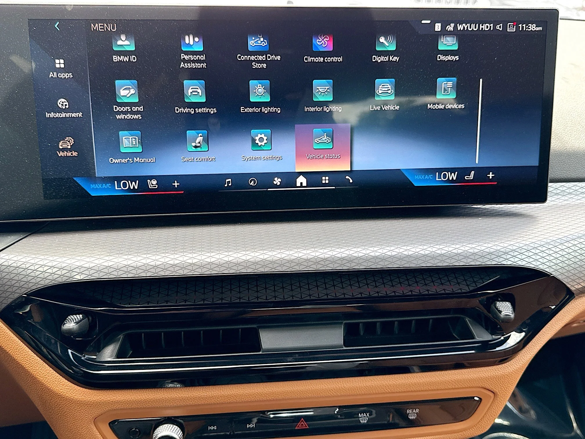 New 2026 Black Sapphire Metallic BMW 330i NA image 30