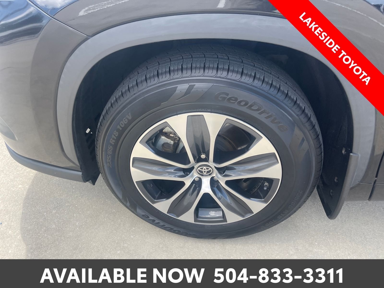 Used 2023 Black Toyota XLE image 13
