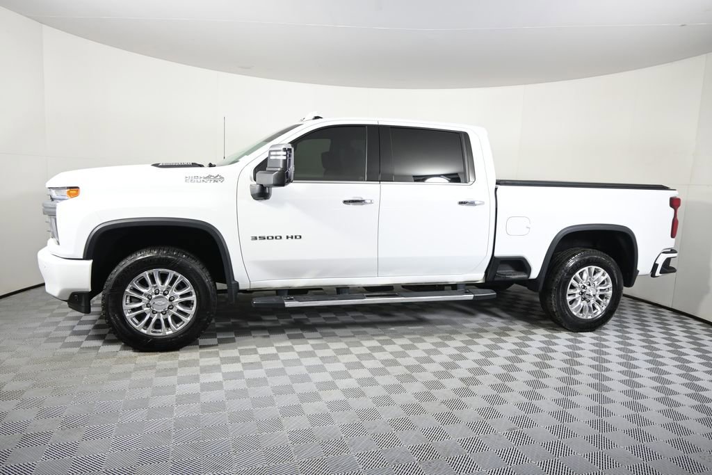 Used 2020 Chevrolet Silverado 3500HD High Country with VIN 1GC4YVEYXLF140662 for sale in Forest Lake, Minnesota