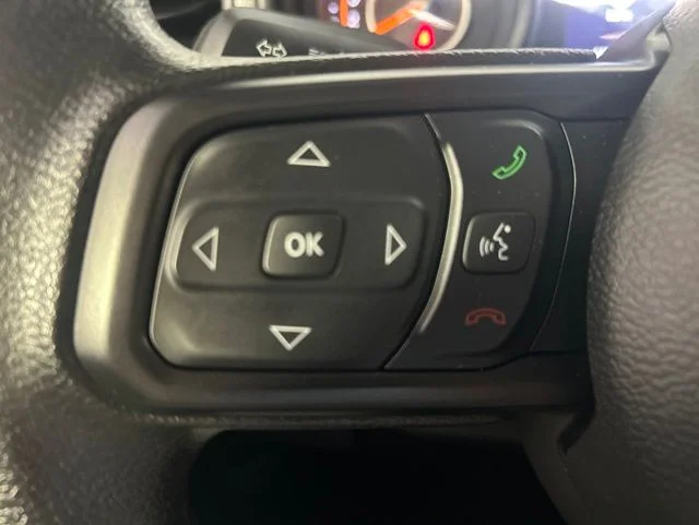 Used 2025 Crystal Metallic Jeep Sport image 34
