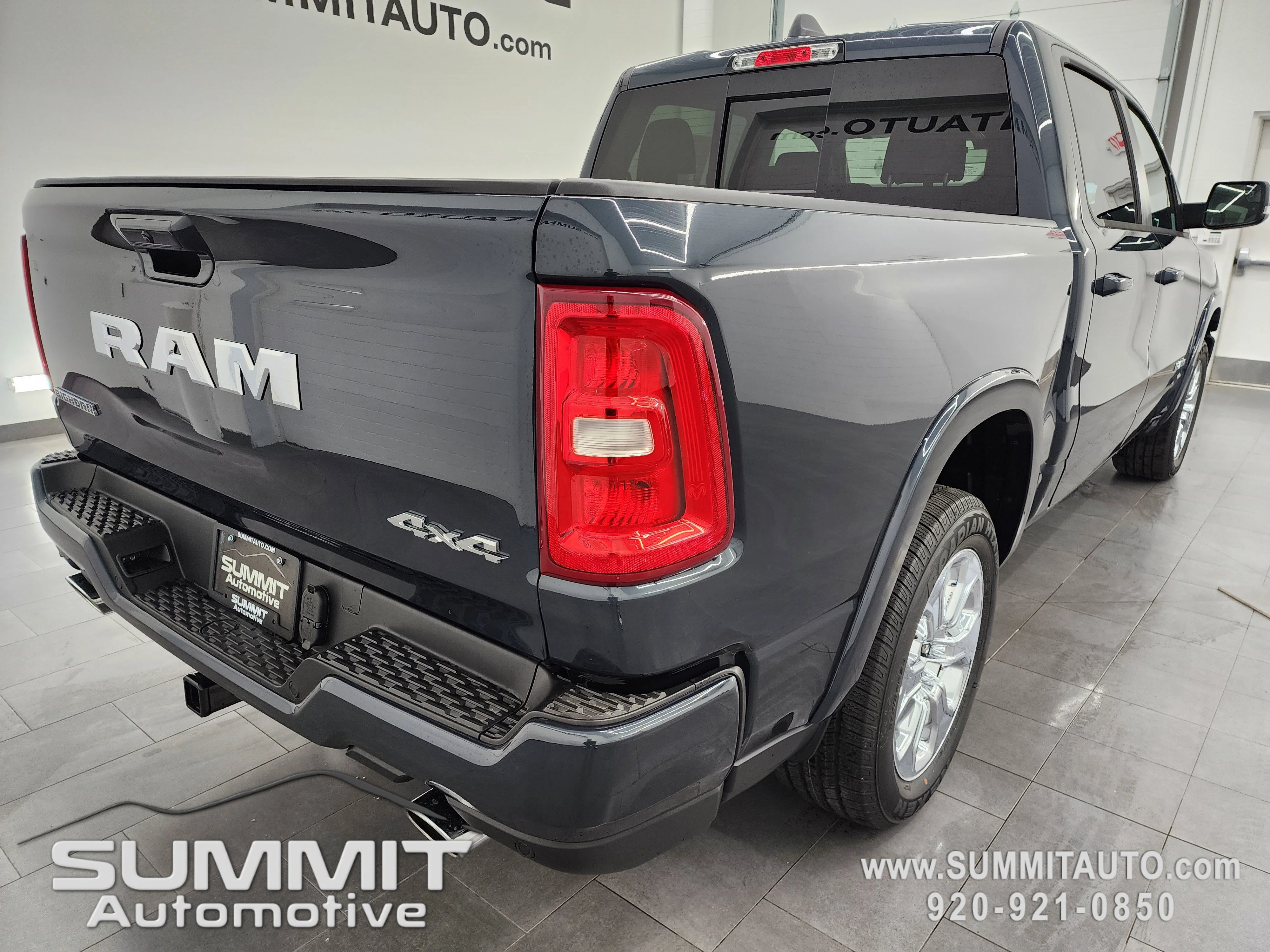 New 2026 Forged Blue Metallic Exterior Paint RAM Big Horn/Lone Star image 4