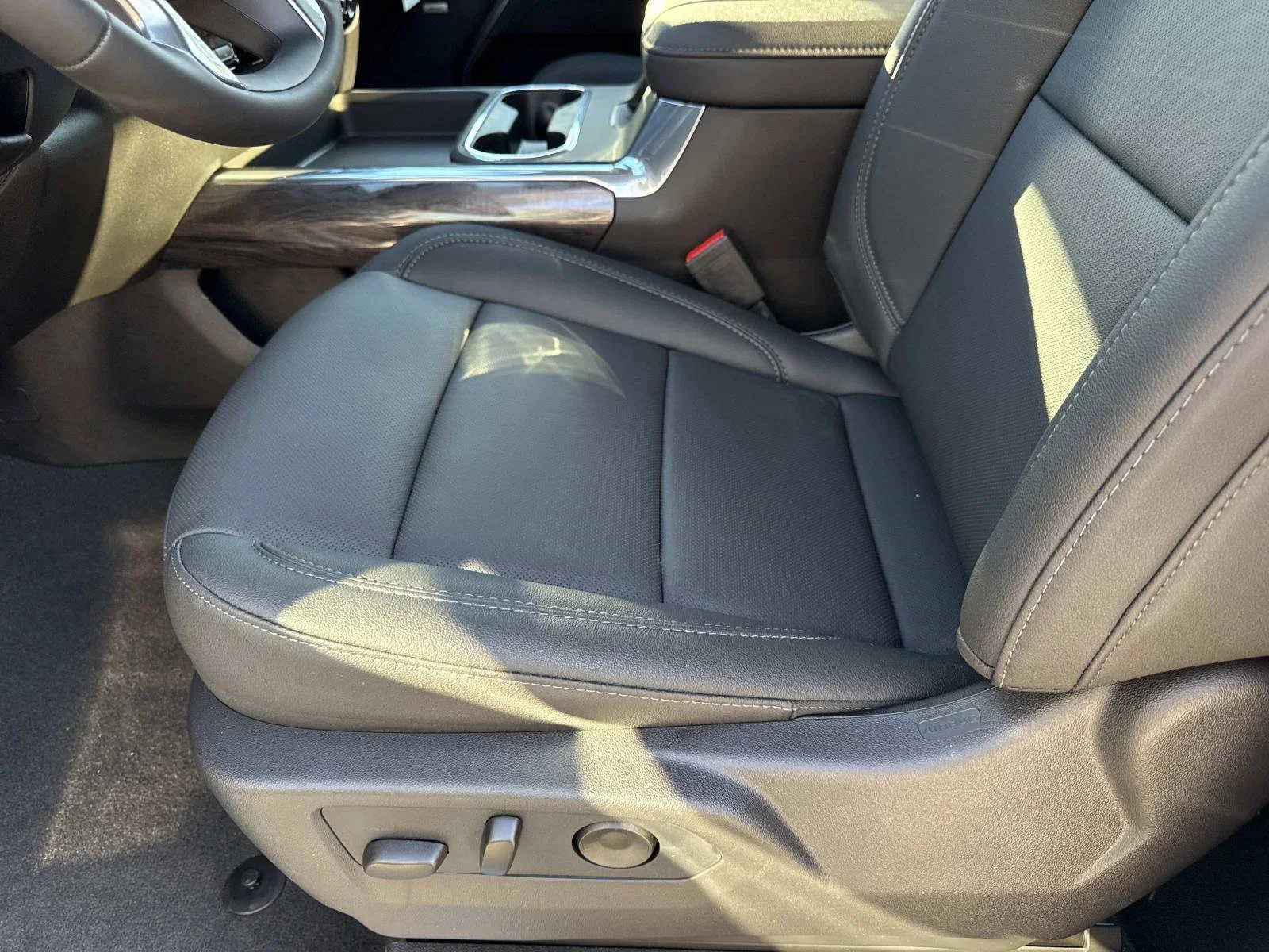 2026 Chevrolet Silverado 3500 HD LTZ - Photo 20