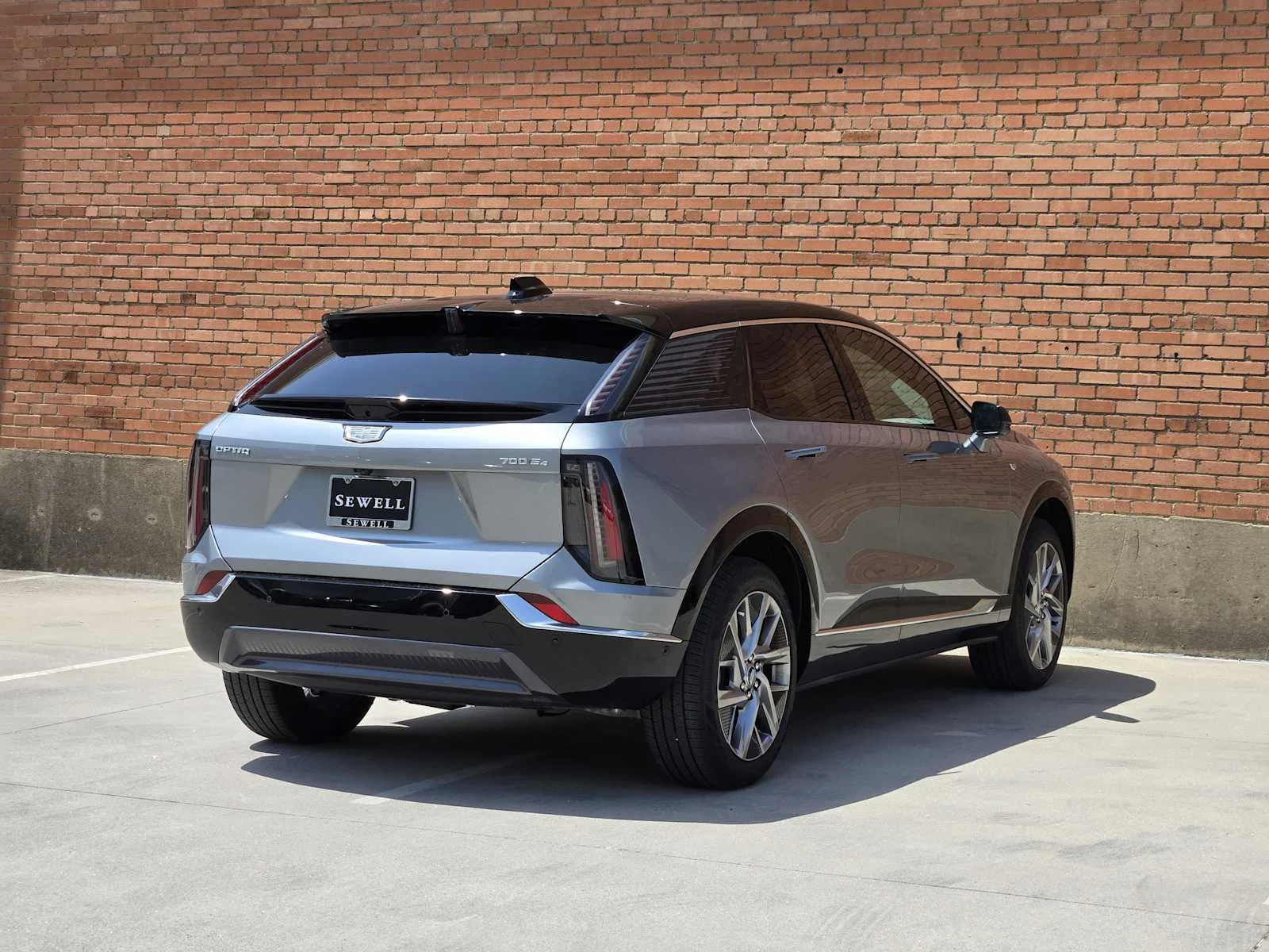 2026 Cadillac OPTIQ Luxury - Photo 4