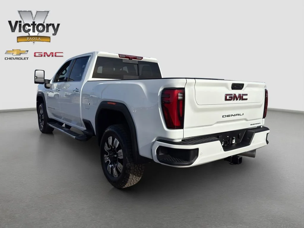 2026 GMC Sierra 2500HD Denali - Photo 4