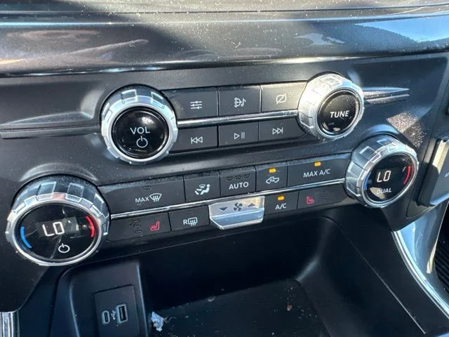 Used 2021 Red Ford XLT image 21
