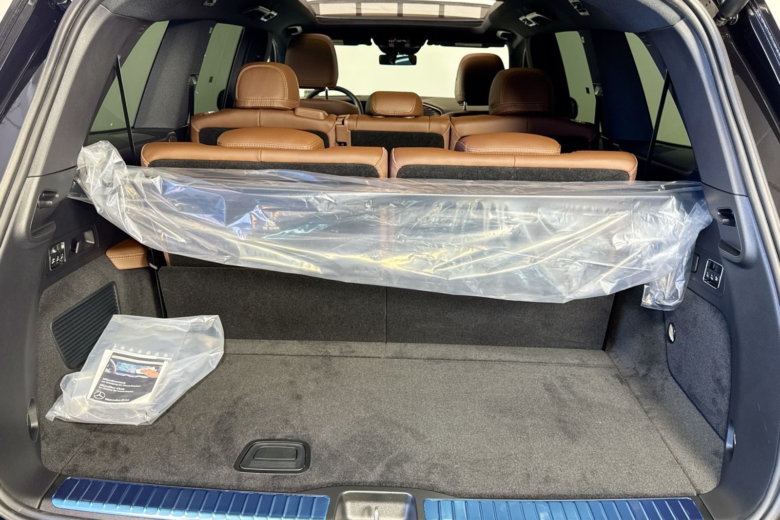 New 2026 Obsidian Black Metallic Mercedes-Benz GLS 450 image 24