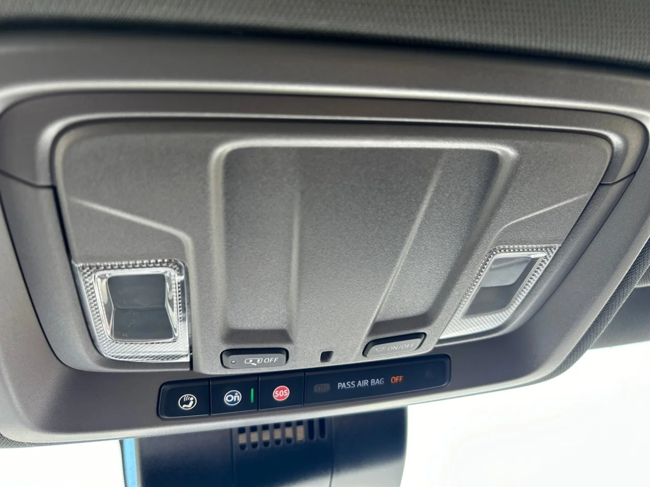 Used 2026 Summit White Chevrolet LT image 15