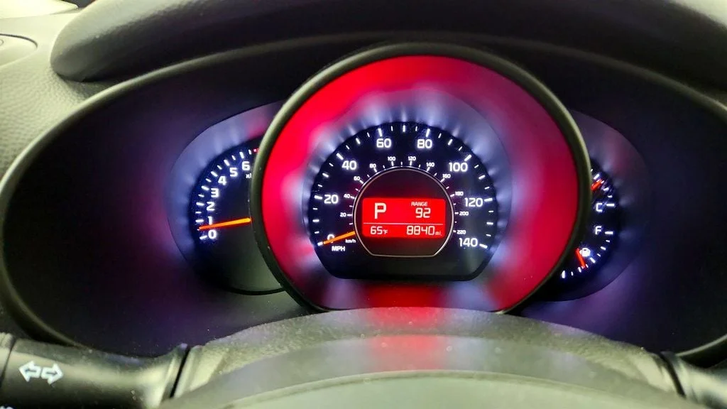 Used 2019 Clear White/Red Roof Kia + Automatic w/ Designer Pkg image 14