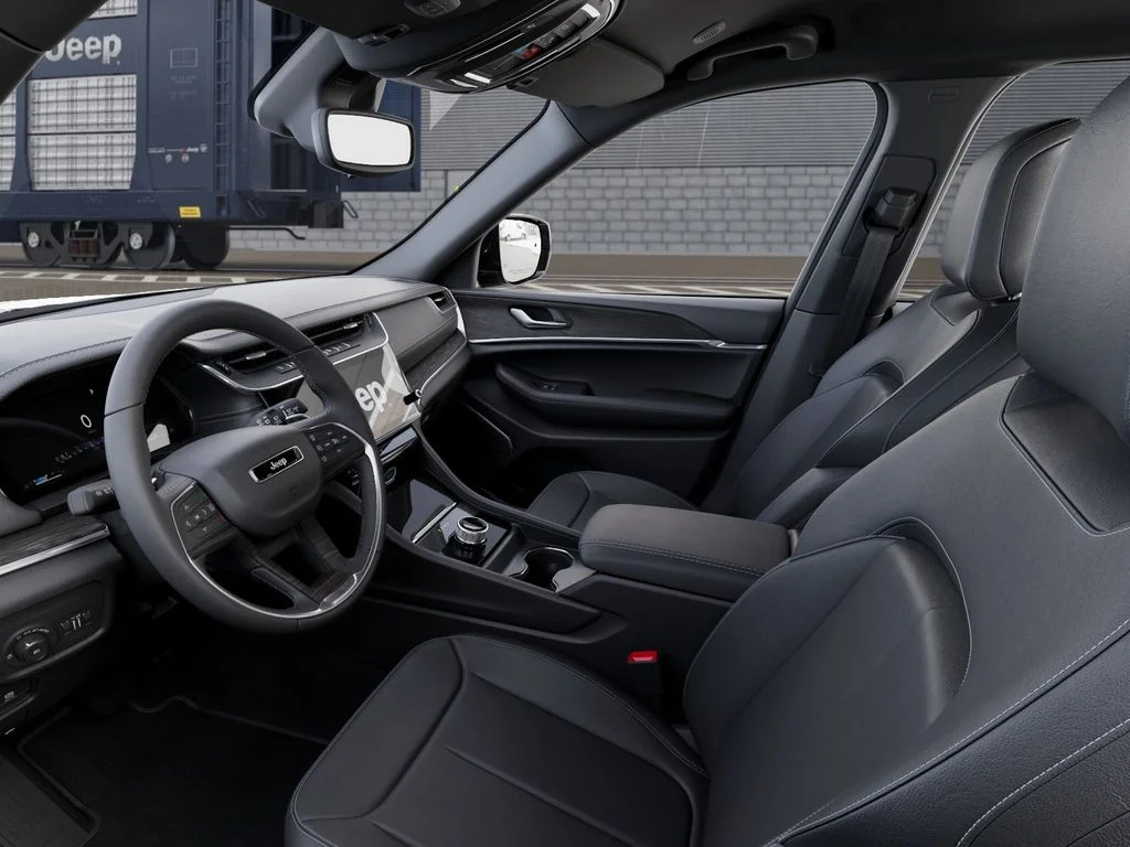 New 2026 Baltic Gray Metallic Clear-Coat Exterior Paint Jeep Limited image 22