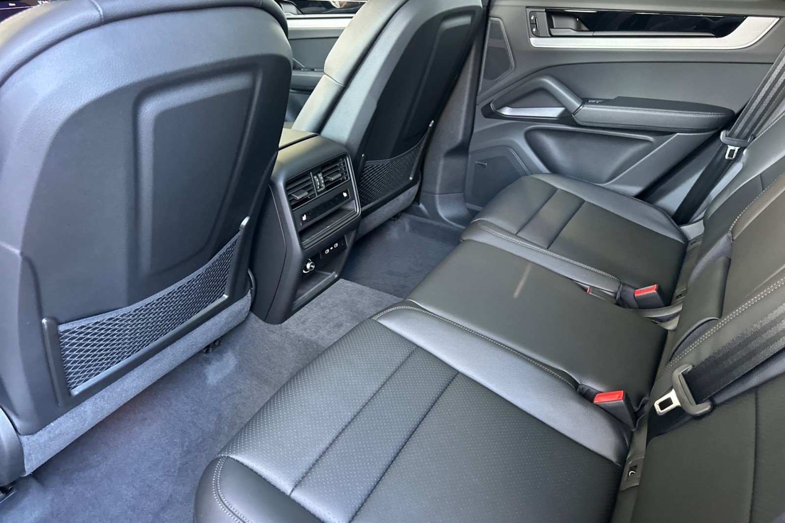 New 2026 Chromite Black Metallic Porsche AWD image 13
