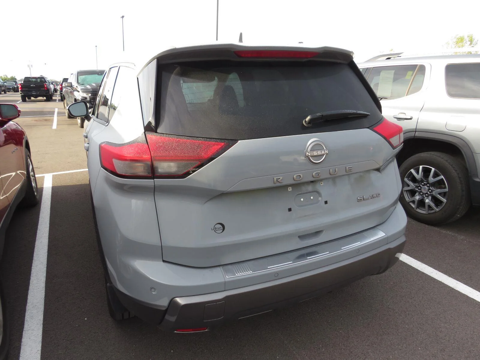 Used 2024 Boulder Gray Pearl Nissan SL image 14