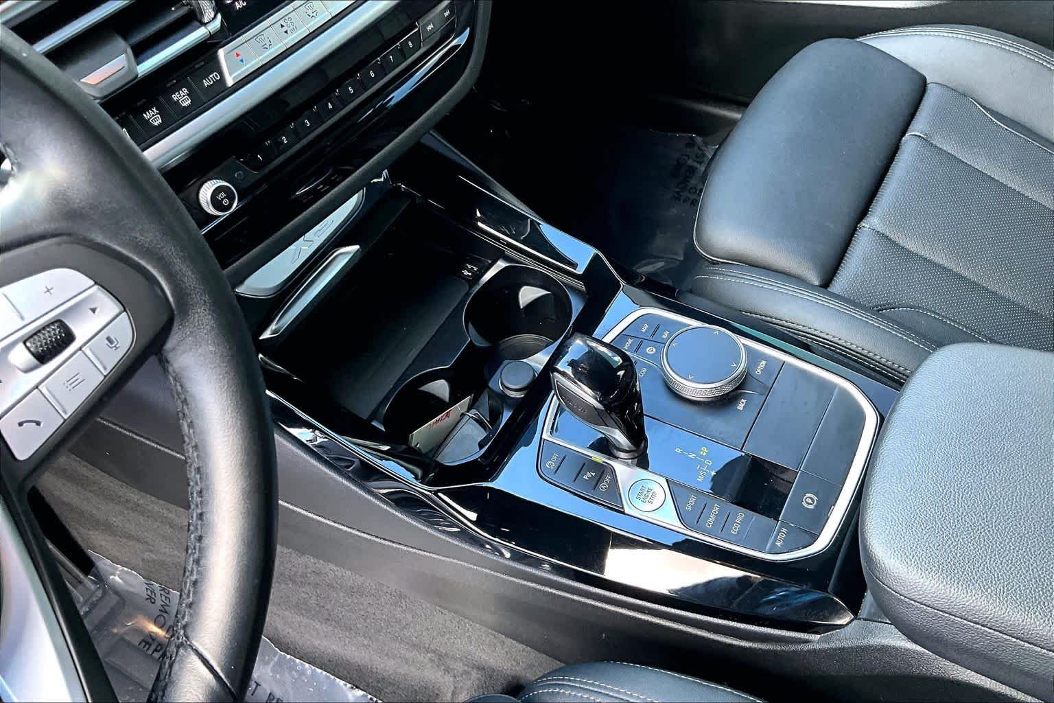 Used 2024 Skyscraper Grey Metallic BMW sDrive30i image 16