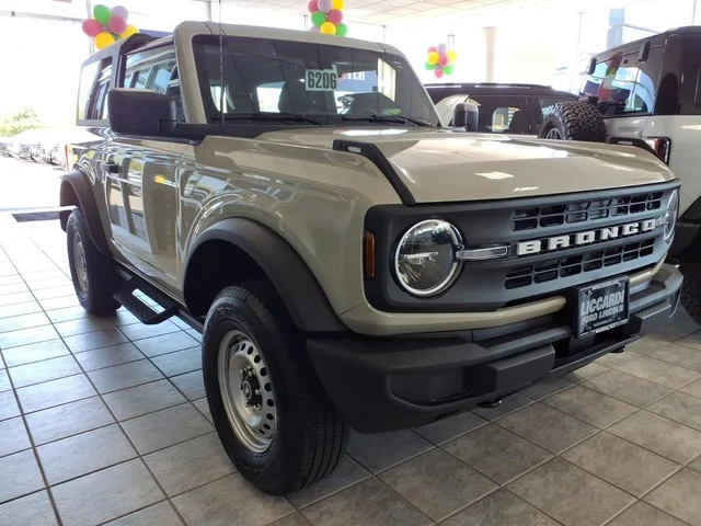 2026 Ford Bronco Base
