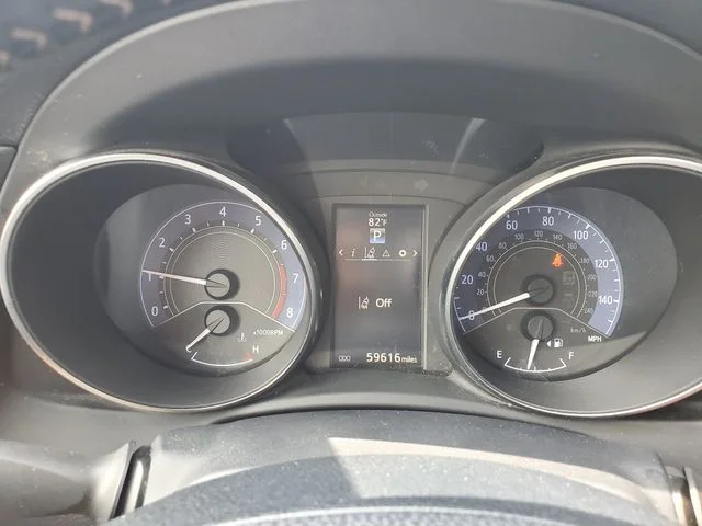 Used 2018 Red Toyota Base image 20