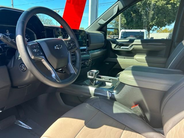 Used 2023 White Chevrolet ZR2 image 21