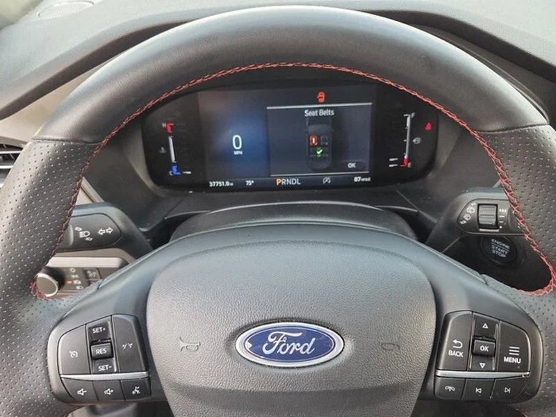 Used 2024 Rapid Red Metallic Tinted Clearcoat Ford ST-Line image 22